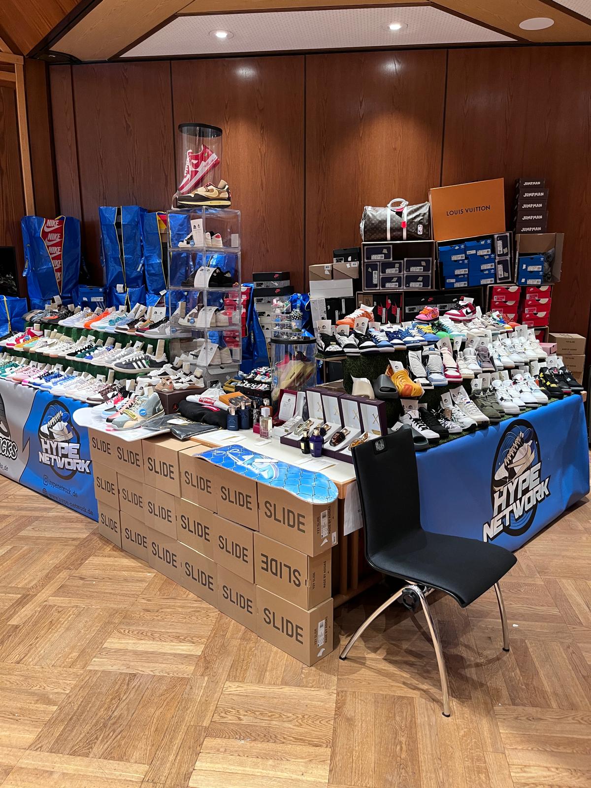 Sneaker Messe Tisch